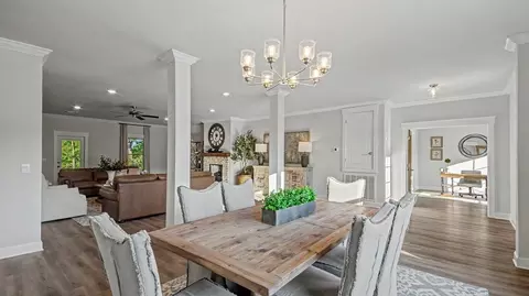 Dining - 122 Cornerstone Dr, Brandon, MS 39042 photo 2 of 3