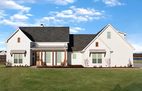 200 Sarra Ln, Poolville, TX 76487