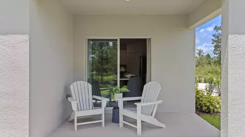 Exterior - 5530 Savona Dr, Sebring, FL 33872 photo 5 of 7