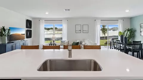 Kitchen - 5530 Savona Dr, Sebring, FL 33872 photo 2 of 7