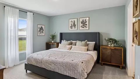 Bedroom - 5530 Savona Dr, Sebring, FL 33872 photo 1 of 9