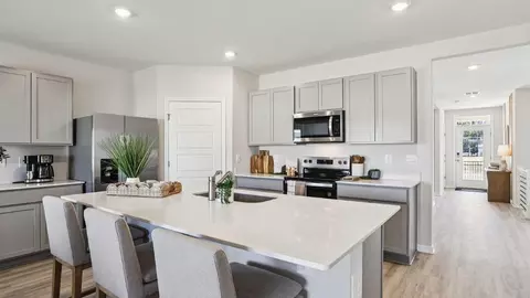 Kitchen - 5530 Savona Dr, Sebring, FL 33872 photo 7 of 7