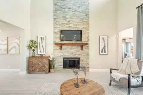 Living - 809 Twin Pine Ct, Anna, TX 75409 photo 3 of 8
