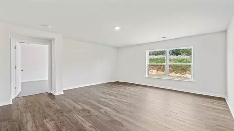 Living - 3173 Emberly Dr, Roebuck, SC 29376 photo 2 of 6
