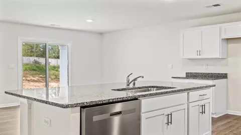 Kitchen - 3173 Emberly Dr, Roebuck, SC 29376 photo 4 of 10