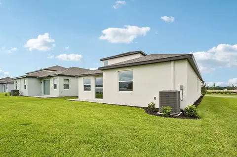 4422 Outhaul Run, Palmetto, FL 34221