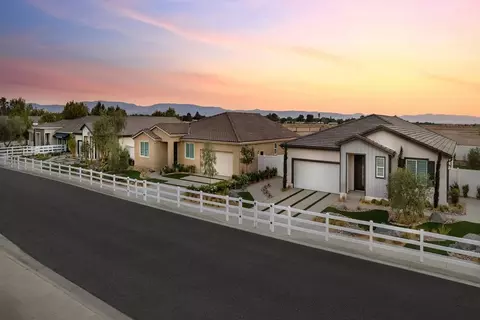 View/Area - 1553 E Holguin St, Lancaster, CA 93535 photo 1 of 1