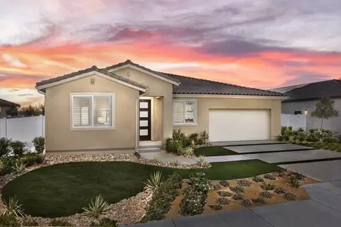 Exterior - 1553 E Holguin St, Lancaster, CA 93535 photo 4 of 7