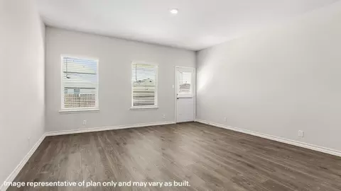 Living - 12556 Thyme Pass, Converse, TX 78109 photo 2 of 4