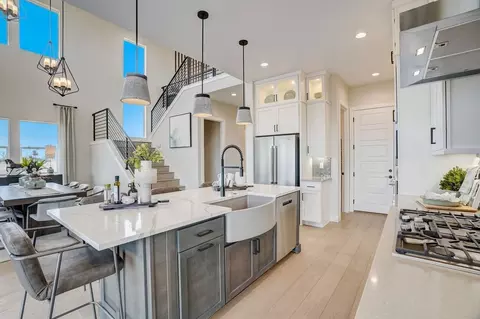 Kitchen - 1432 Alyssa Dr, Timnath, CO 80547 photo 8 of 10