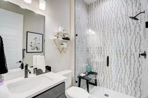 Bath - 1432 Alyssa Dr, Timnath, CO 80547 photo 10 of 10