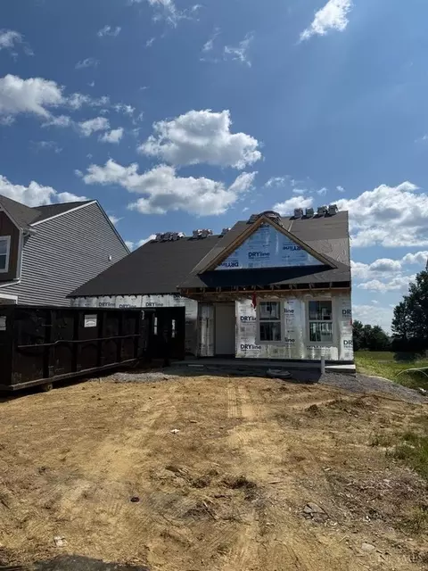 2066 Longmeadow Ln, Batavia, OH 45103