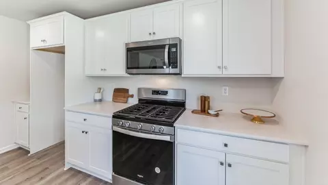 130 Christina Dr, York, PA 17404