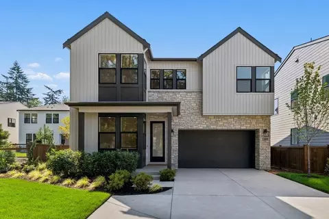 13736 SE 85th St, Newcastle, WA 98059