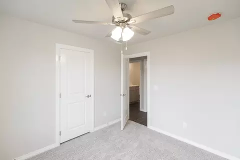 Bedroom - 17252 Billy Rd, Washington, OK 73093 photo 6 of 11
