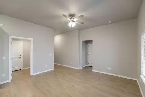 Living - 17252 Billy Rd, Washington, OK 73093 photo 3 of 9