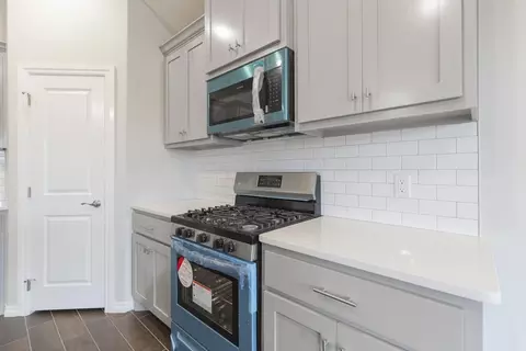 Kitchen - 17252 Billy Rd, Washington, OK 73093 photo 8 of 12