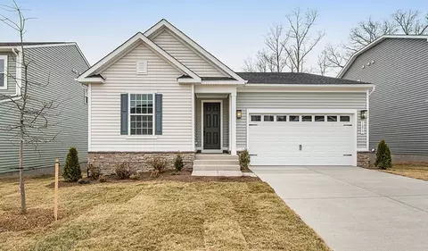 1079 Winter Pl, Bealeton, VA 22712