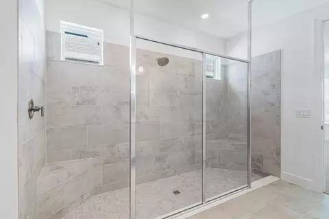 Bath - 1009 Tassleflower Trl, Saint Cloud, FL 34771 photo 1 of 3