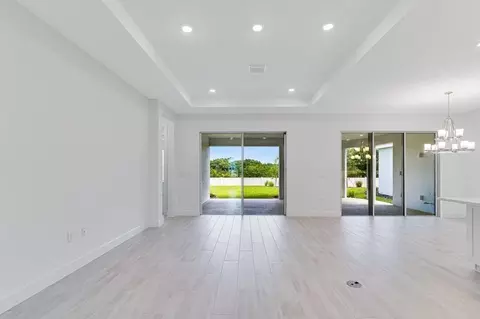 Living - 1009 Tassleflower Trl, Saint Cloud, FL 34771 photo 1 of 6