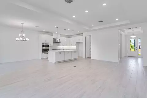 Living - 1009 Tassleflower Trl, Saint Cloud, FL 34771 photo 5 of 6
