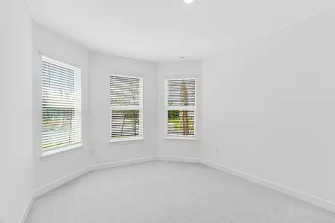 Bedroom - 1009 Tassleflower Trl, Saint Cloud, FL 34771 photo 5 of 6