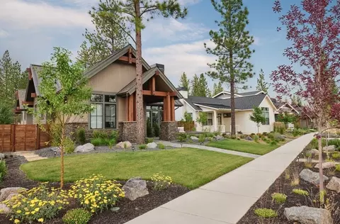 62660 NW Skyline Ranch Rd, Bend, OR 97703