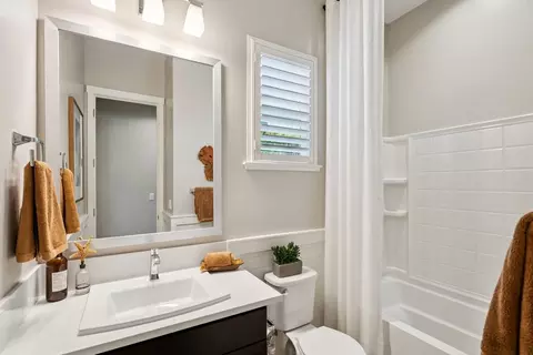 Bath - 593 Inyo Ct, Marina, CA 93933 photo 1 of 6