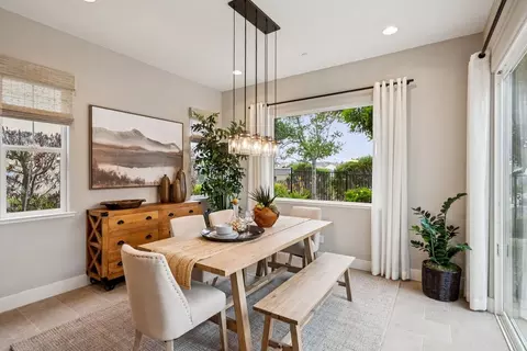 Dining - 593 Inyo Ct, Marina, CA 93933 photo 3 of 5