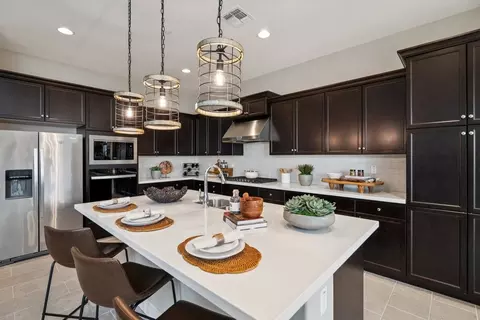 Kitchen - 593 Inyo Ct, Marina, CA 93933 photo 3 of 5
