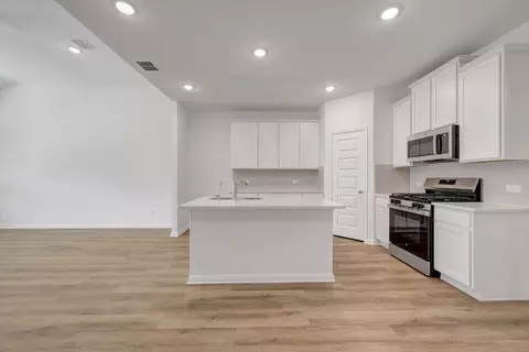 6220 Medina Oasis, San Antonio, TX 78252