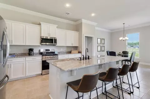 Kitchen - 210 Core Dr, Thibodaux, LA 70301 photo 2 of 2