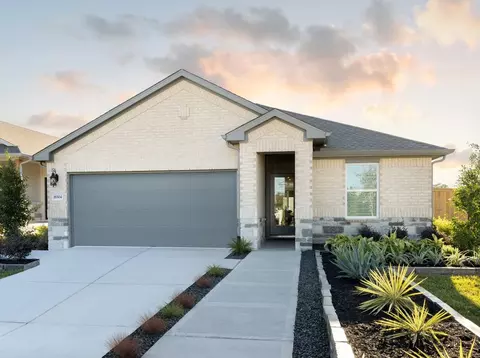 Exterior - 16304 Kiki Pointe Ct, Conroe, TX 77302 photo 1 of 2