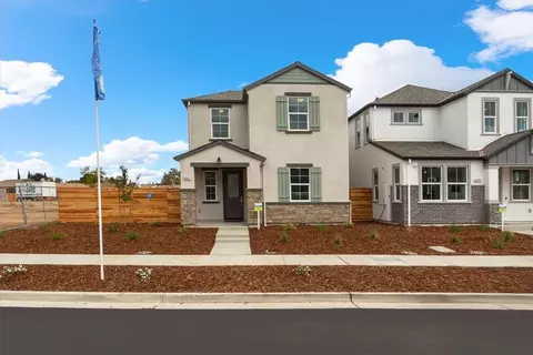 8655 Starburst Way, Sacramento, CA 95823