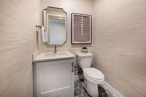 Bath - 141 Starhaven, Irvine, CA 92618 photo 6 of 7