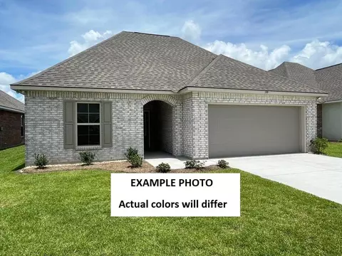 25300 Kingfisher Dr, Ponchatoula, LA 70454