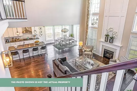 2713 Rainier Rd, Lewis Center, OH 43035