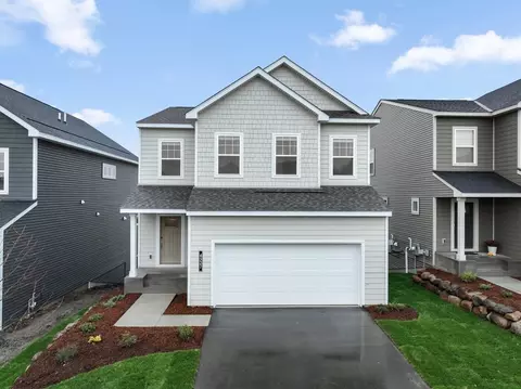 4327 Meadowview Dr, Waconia, MN 55387