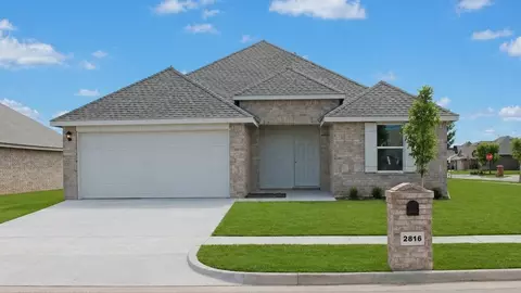 2816 Tracys Mnr, Yukon, OK 73099