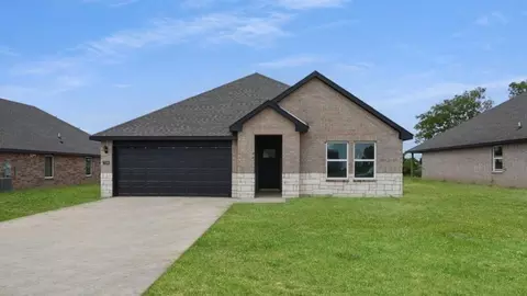 Exterior - 13523 S 99th E Ave, Bixby, OK 74008 photo 2 of 5