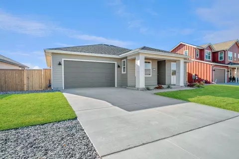 1530 Belle Starr Dr, Belgrade, MT 59714
