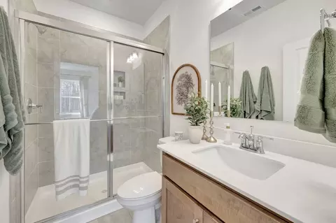 Bath - 111 Amber Glen Dr, Locust, NC 28097 photo 2 of 2