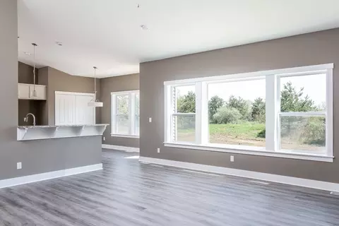 Living - Coventry Way, Waterville, OH 43566 photo 1 of 3
