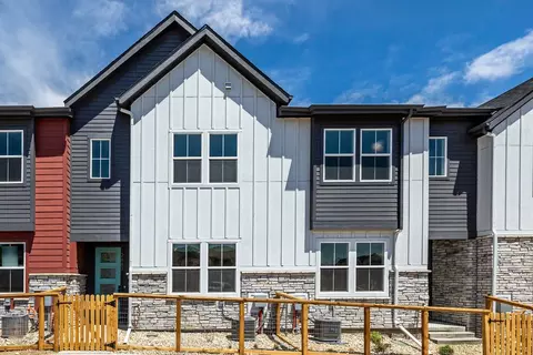 2887 E 103rd Dr, Thornton, CO 80229