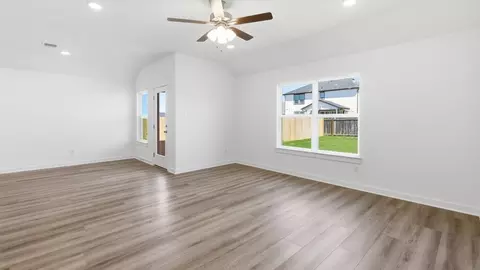 Living - 421 Citation Dr, Jarrell, TX 76537 photo 2 of 3