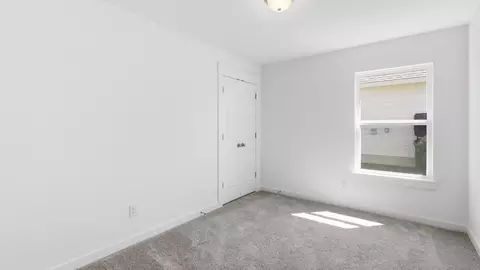 Bedroom - 421 Citation Dr, Jarrell, TX 76537 photo 3 of 4