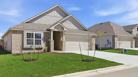 Exterior - 421 Citation Dr, Jarrell, TX 76537 photo 7 of 9