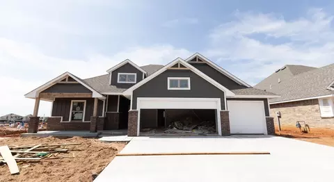 12508 SW 31st St, Yukon, OK 73099