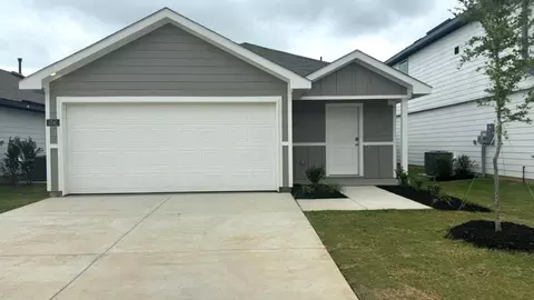 5541 Flannel Ln, Krum, TX 76249