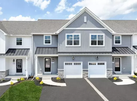 27 Tilghman Trl, Mechanicsburg, PA 17050